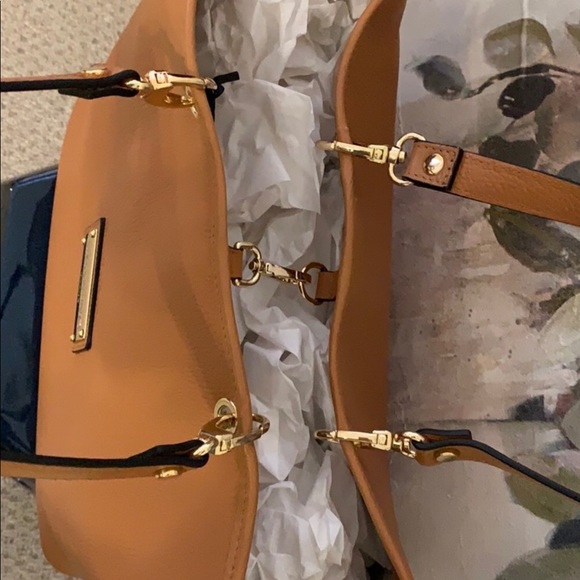 🌺NWT- VALENTINO Siria Bag- 100% Authentic - Picture 4 of 8